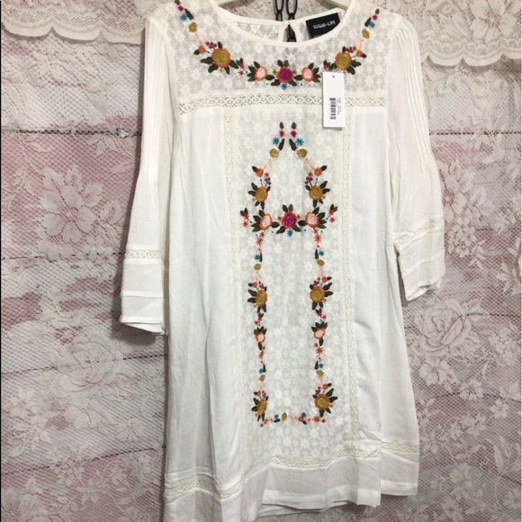 NWT SUGARLIPS Bohemian Flowing Embroidered Lacy Off White Dress Size XS - Picture 15 of 16